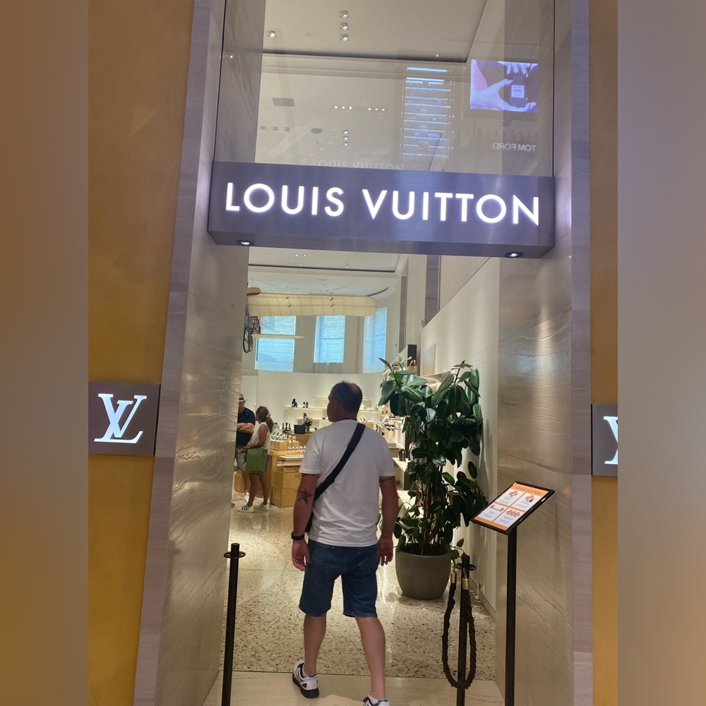 💜🐆I’M LIVE! ANNALEES63, Boutique Spring Shopping and Share Show !!💜🐆 - Picture 9 of 17